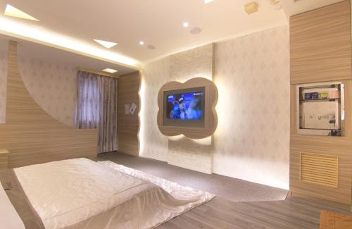 Xihu Hotel | Family-Friendly Stay at Shihua Motel - Rated 7/10