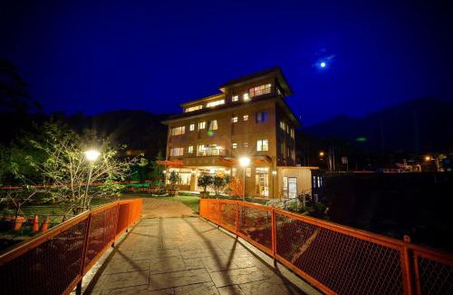 Lugu House | Discover Xitou Royal Villa: Family-Friendly Retreat Awaits