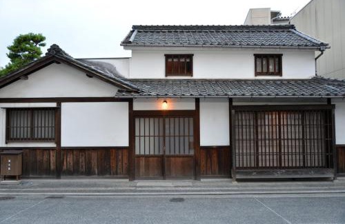 Kurashiki House | Experience Comfort at toutou Onzaki Machiya no Yado