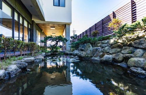 Guanshan House | Discover Relaxation at 漫步月眉民宿 - Wheelchair Accessible Stay