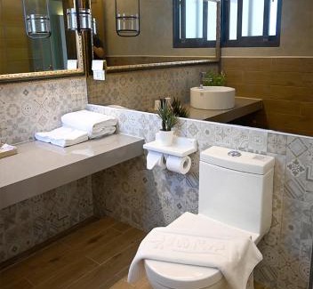 Penghu County Bed & Breakfast | Exquisite 澎旅品花灣民宿 - Family-Friendly Retreat