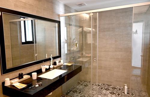 Penghu County Bed & Breakfast | Exquisite 澎旅品花灣民宿 - Family-Friendly Retreat
