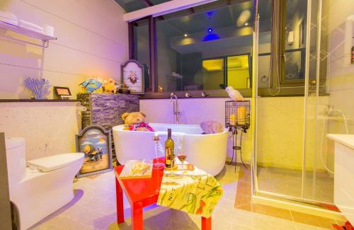 Wujie Bed & Breakfast | Child-Friendly 澳玩客電梯民宿 with Top Review Score 9.2