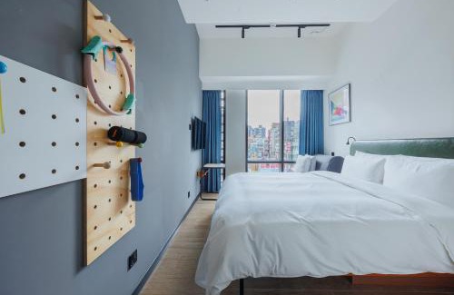 Zhongzheng Hotel | Family-Friendly Retreat at Hanns Summer - Rated 9/10