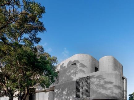 Hengchun House | Experience Wandering Walls: Family-Friendly Retreat with Pool