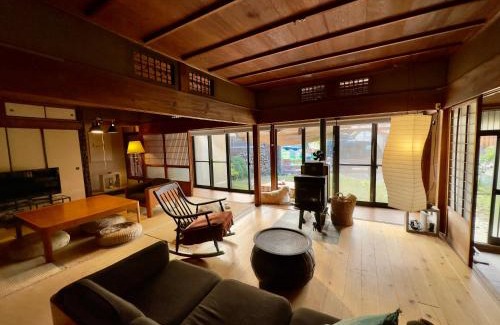 Sennan District House | Dog-Friendly Retreat: Relax in 黄昏 with Great Amenities