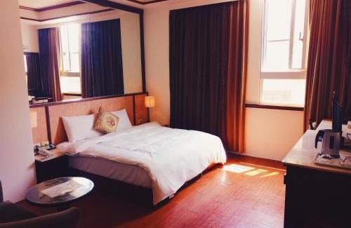 Jiaoxi Hotel | Family-Friendly Experience at 玉泉旅館 with Breakfast