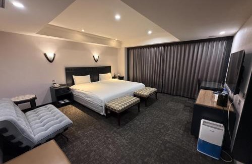 Daan Hotel | Delightful Stay at Wowhappy Daan with Family-Friendly Perks