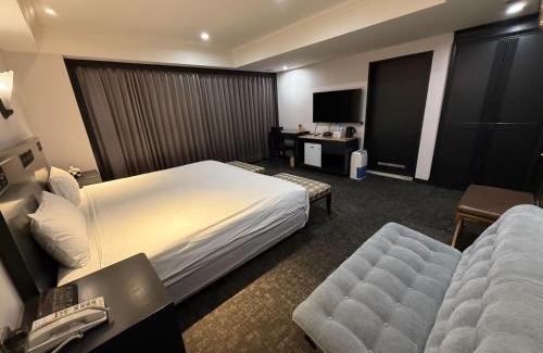 Daan Hotel | Delightful Stay at Wowhappy Daan with Family-Friendly Perks