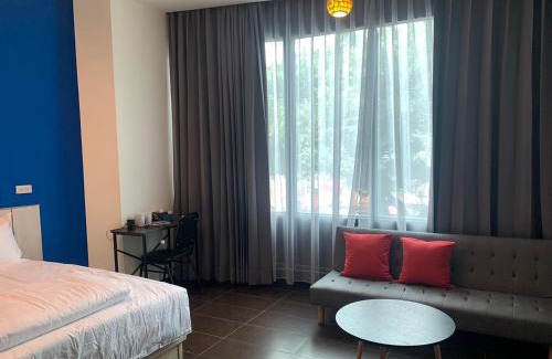 Jincheng House | Explore Jinmen B&B: Family-Friendly with Perfect Reviews