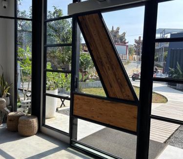 Liuqiu House | Unforgettable Family Stays at 琉球鳥巢旅店 - Rated 9.7/10