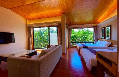 Ruisui House | Experience Comfort at 瑞穗六心居 in Tranquil Surroundings