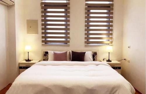 Dongshan Villa | Idyllic 田園城堡包棟民宿: Pet & Child Friendly Oasis