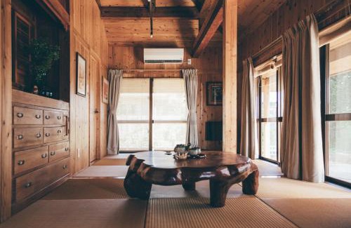 Itoman Ski Chalet | Inviting Rural Retreat: Discover 悠水居 for Families