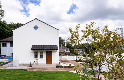 Midori Ward House | Discover 白キツネのおうち: Family-Friendly Retreat