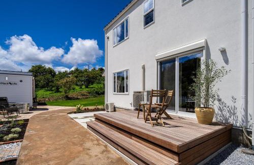 Midori Ward House | Discover 白キツネのおうち: Family-Friendly Retreat