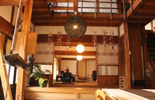 Motosu Villa | Inviting 百笑宿場couch: Oceanfront Retreat with Pool