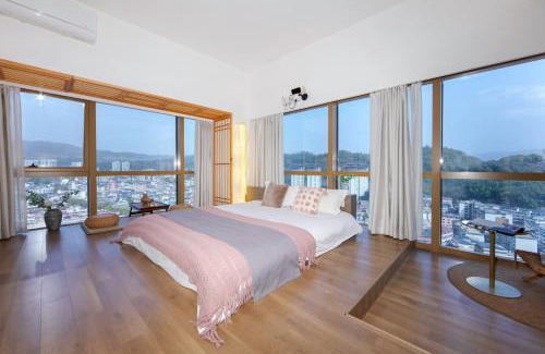 Yongding Apartment | Budget-Friendly Summer Time Homestay with Family Amenities