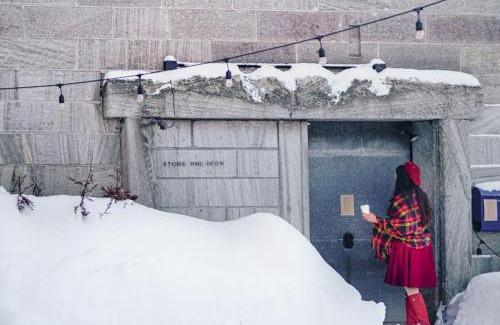 Otaru Hotel | Experience Comfort at 石と鉄 - House of STONE and IRON