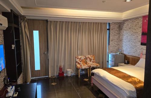 Jiaoxi Cabin | Relax at Jiaoxi Guanjinglou Hot Spring Club - Family Friendly