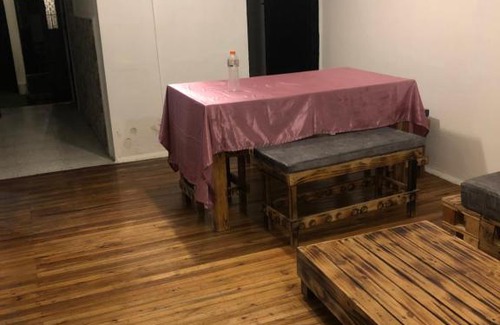 El Vecino House | Highly Rated 福音背包客旅馆 with Family-Friendly Amenities