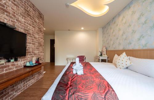 Hengchun Old Town Villa | Experience 墾丁森泉旅宿: Family & Pet-Friendly Retreat