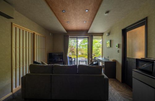 Hakone Hotel | Family-Friendly Stay at 箱根仙石原の宿 よいな - 4 Stars, Guest Rated 9/10