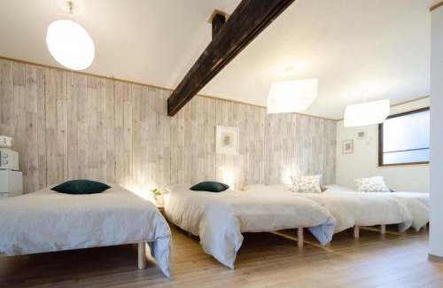 Hakodate Villa | Experience 箱館宿 観月 - A Unique Stay for Up to 8 Guests