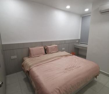 Kluang House | Welcoming 米米民宿: Top-Scored Stay for Families & Pets