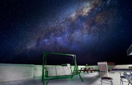 Shoufeng Bed & Breakfast | Discover美村民宿: Family-Friendly Stay with Breakfast Included