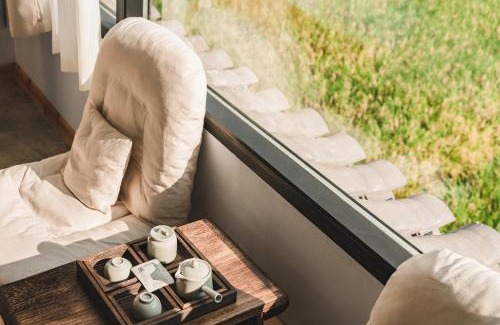 Qiandongnan Hotel | Explore Relaxation at 肇兴溪舍山堂 Creekside Inn