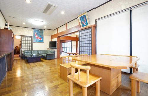 Itoigawa House | Discover 能生の家: Family-Friendly Stay with Hot Tub