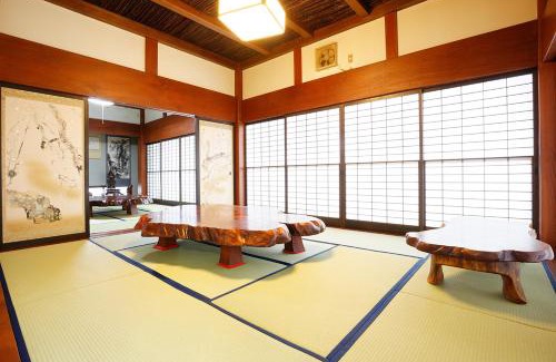 Itoigawa House | Discover 能生の家: Family-Friendly Stay with Hot Tub