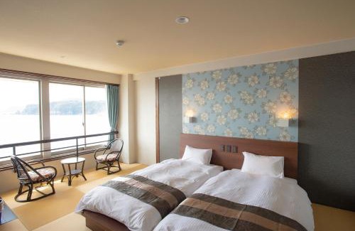 Inatori Hotel | Relaxing Stay at Ryugu no Tsukai with Oceanfront Views