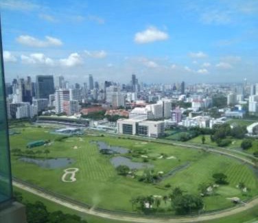 Ratchaprasong Apartment | Ultimate Comfort with Pool Near Siam and Central World
