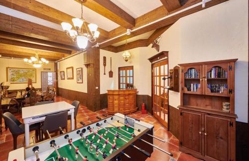 Wujie Villa | Experience Emma Manor: Private Beach and Ocean Views Await