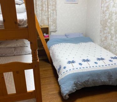 Odawara House | Discover 花沢民宿: Family-Friendly Retreat with Kitchen Access