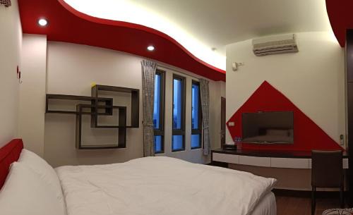 Hualien City Centre House | Discover Hualien Flora Elevator Farm Stay with Private Parking