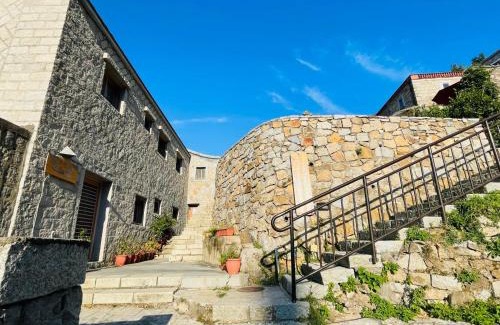 Beigan House | Oceanfront Retreat at Chinbe Hill Village House B&B