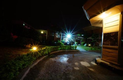 Wuqi District Hotel | Comfortable 荷村 Motel: Family-Friendly Stay Awaits
