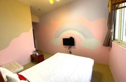 Hualien City Centre Bed & Breakfast | Convenient Stay at Sara's House Near Night Market