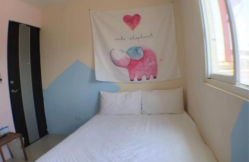 Hualien City Centre Bed & Breakfast | Convenient Stay at Sara's House Near Night Market