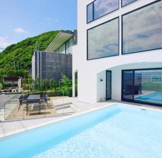 Yokosuka House | Discover Leaves: Syla Hotel Zushi-Hayama Pool Villa Retreat