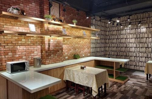 Taoyuan City Centre Hotel | Welcoming蓮園旅舘-桃園店: Pet-Friendly & Family-Oriented