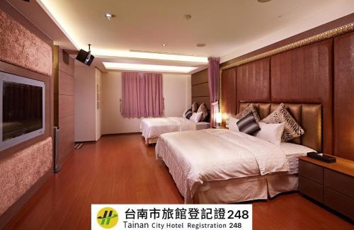 Liujia District Hotel | Cozy 薇風情汽車旅館 - 台南館 with Breakfast & Family Amenities