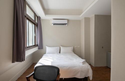 Hualien City Centre House | Comfortable Stay at 藍寓市區民宿 - Pet & Child Friendly