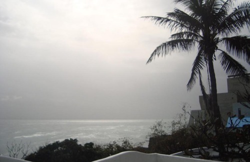 Hualien Cabin | Discover 藍白舍: Family-Friendly with Breakfast Included