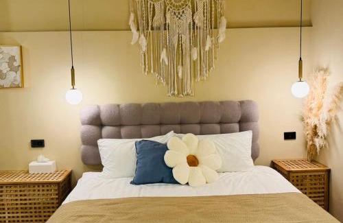 Hengchun Villa | Experience 西晒旅宿墾丁包棟 with Oceanfront Views