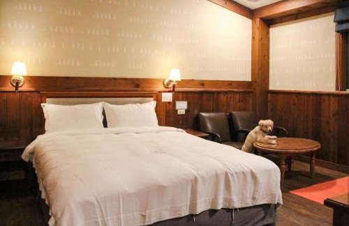 Ren'ai Bed & Breakfast | Relax at 見晴花園山莊Sunshine Villa with Breakfast & Dining
