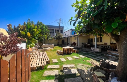 Daguang House | Discover Chill Bay Dive Inn: Family-Friendly & Pet Welcoming